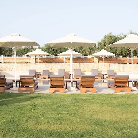 Villa Entheon Olive - Poolside Retreats