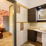 Entheon Olive - Poolside Retreats * Marathopoli