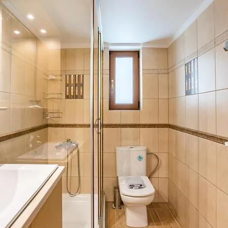 Villa Entheon Olive - Poolside Retreats *