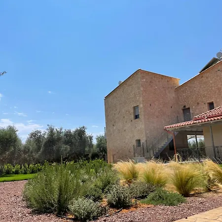Entheon Olive - Poolside Retreats * ماراثوبوليس