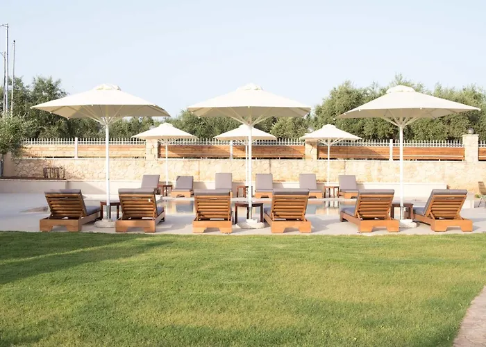 Вилла Entheon Olive - Poolside Retreats